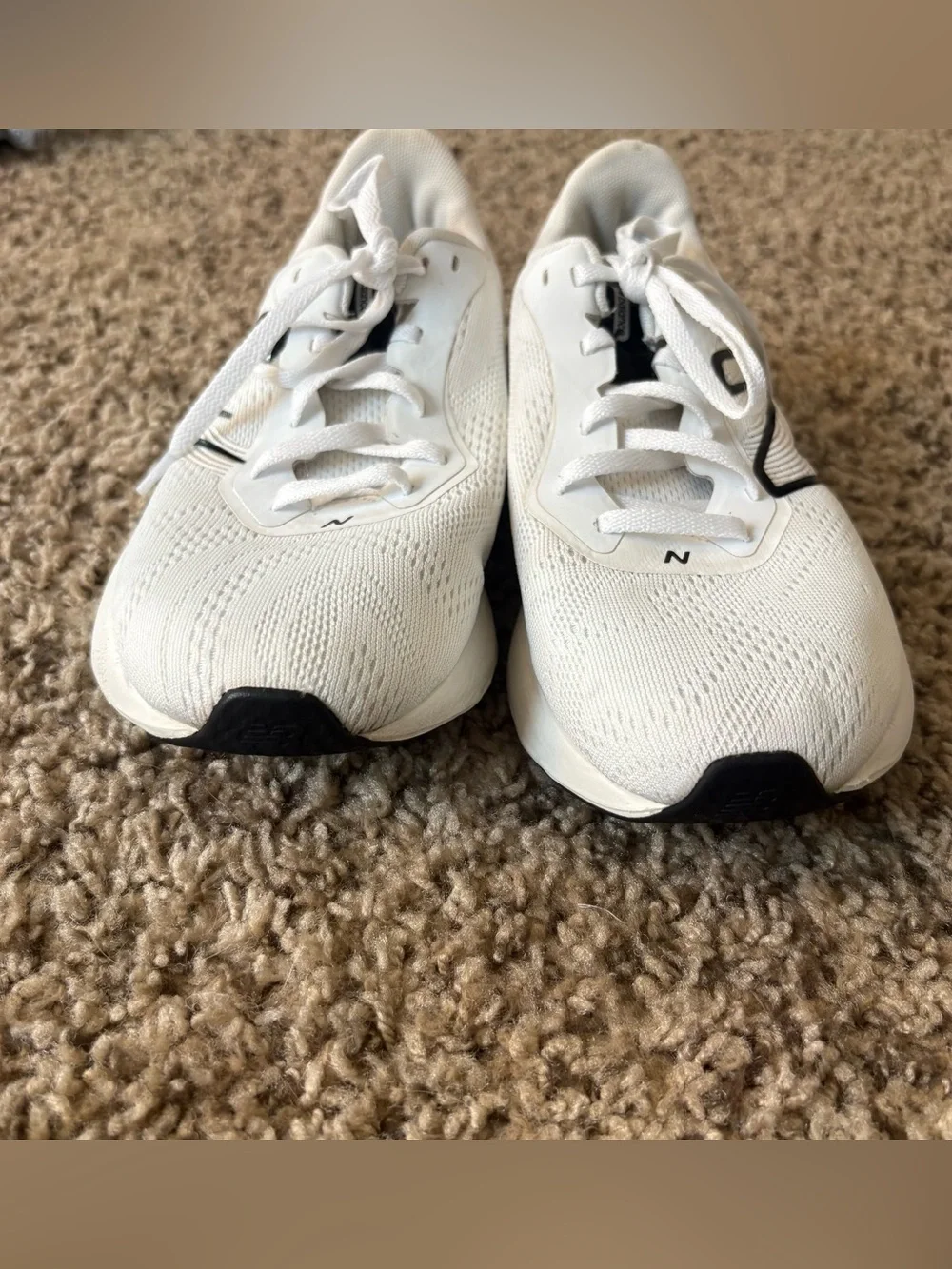 New Balance DynaSoft Pro Run V2 Running Shoes in White Size Women’s 8